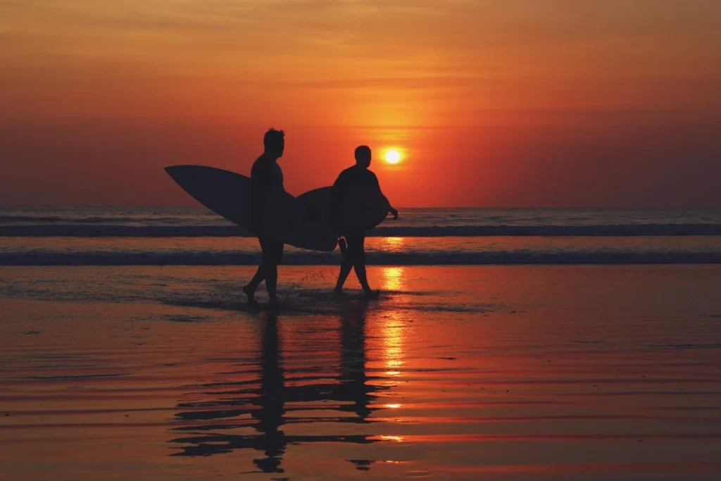 bali-sunset-and-surfer