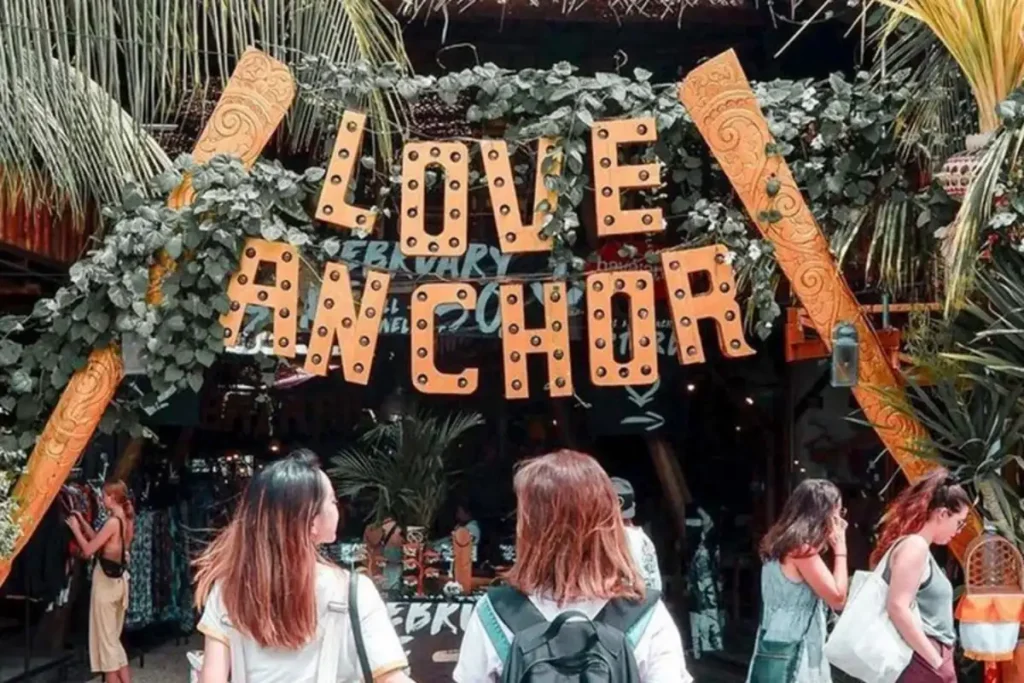 love-anchor-canggu-market