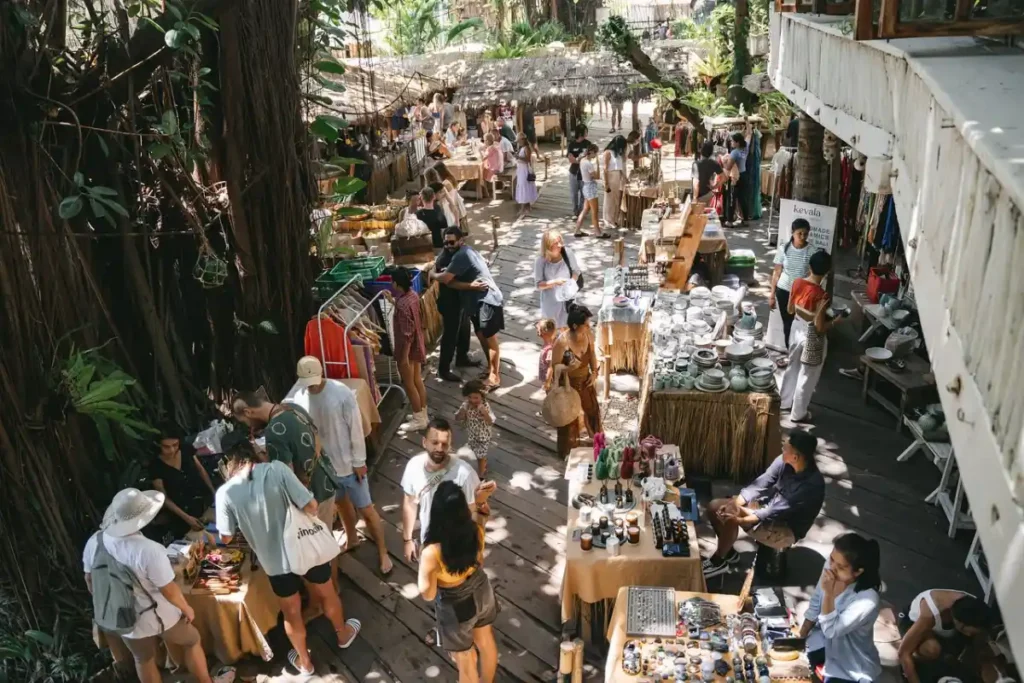 sunday-market-la-brisa